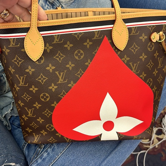 Limited Edition Louis Vuitton Game On Neverfull Tote Bag with Matching Clutch - Picture 5 of 5